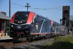 "Empire Builder" rolls east off the bridge